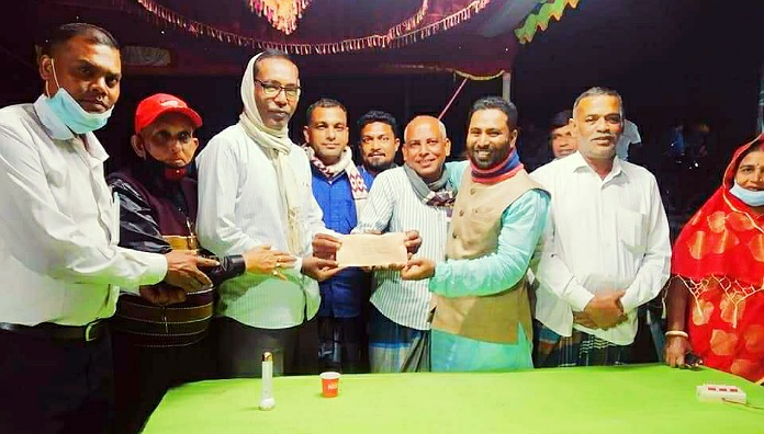 বিগত দিনের ন্যায় সবসময়ই জনগনের পাশে থেকে সর্বোচ্চ সহযোগিতা প্রদানের চেষ্টা করেছেন ঢালী মো. সামছুল আলম। ছবি - লাল সবুজের কথা বিগত দিনের ন্যায় সবসময়ই জনগনের পাশে থেকে সর্বোচ্চ সহযোগিতা প্রদানের চেষ্টা করেছেন ঢালী মো. সামছুল আলম। ছবি - লাল সবুজের কথা